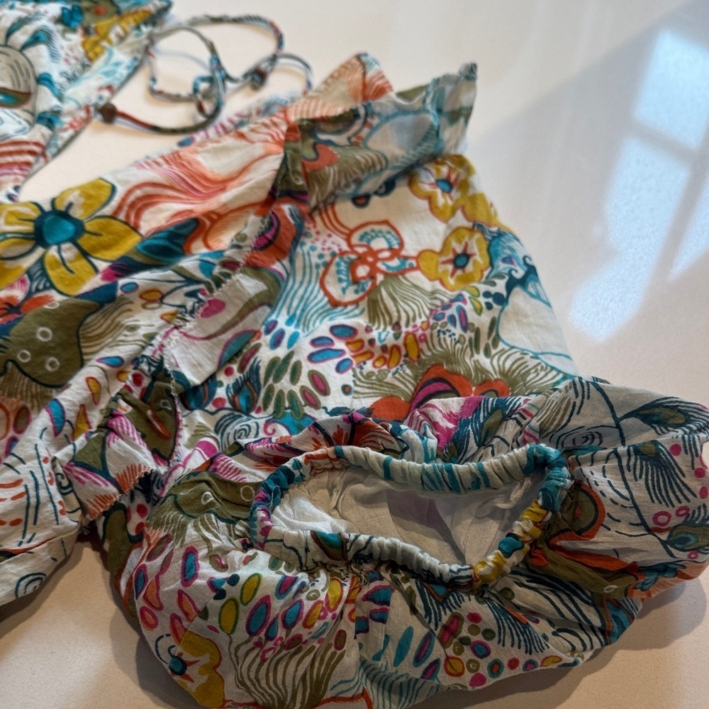 Love The Label | Anthropology| Regan Floral Peplum Blouse, Puff Sleeve, Size M - Picture 8 of 13